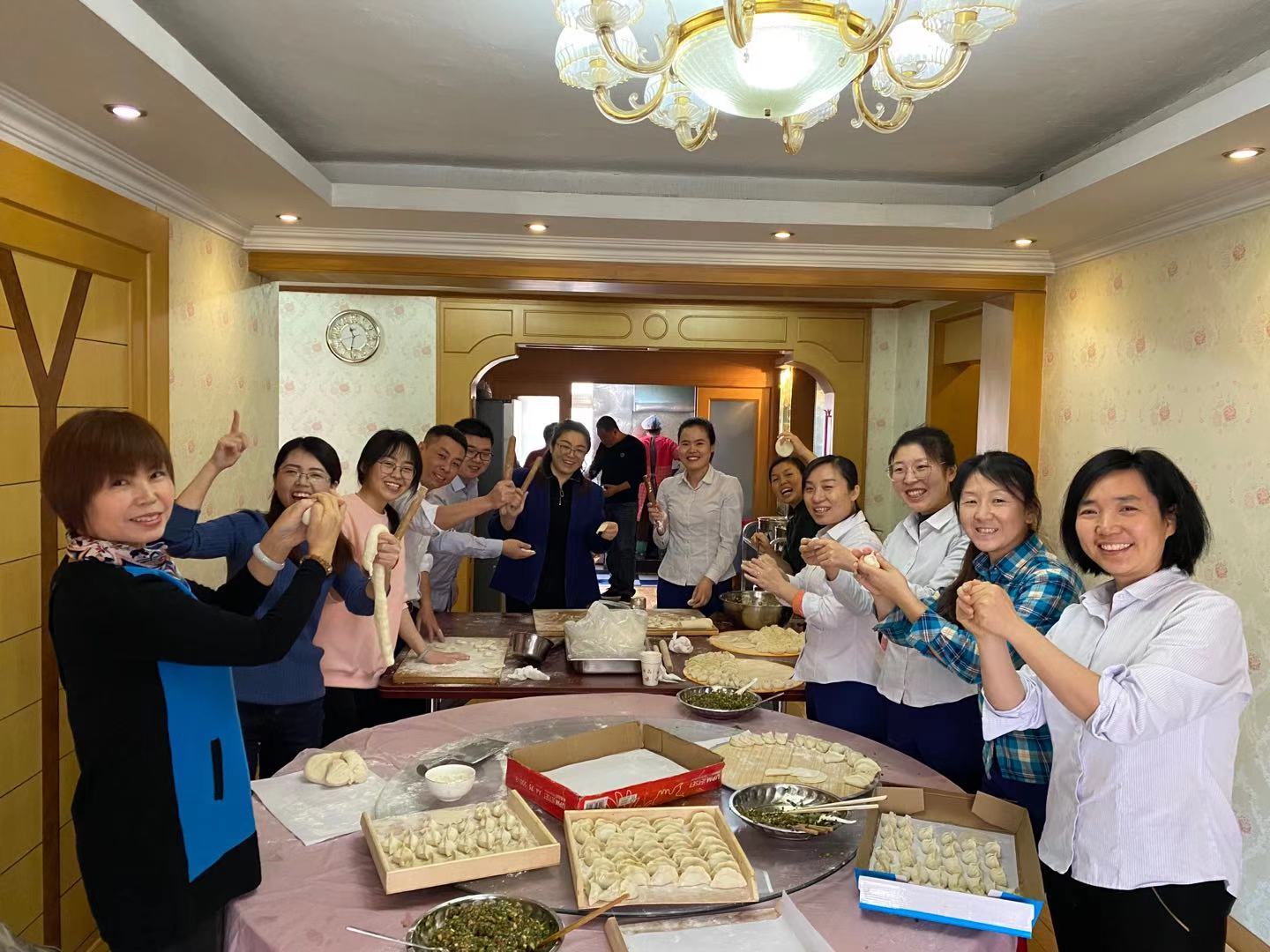 餃香四溢 情暖人心-----集團(tuán)公司冬至活動(dòng)